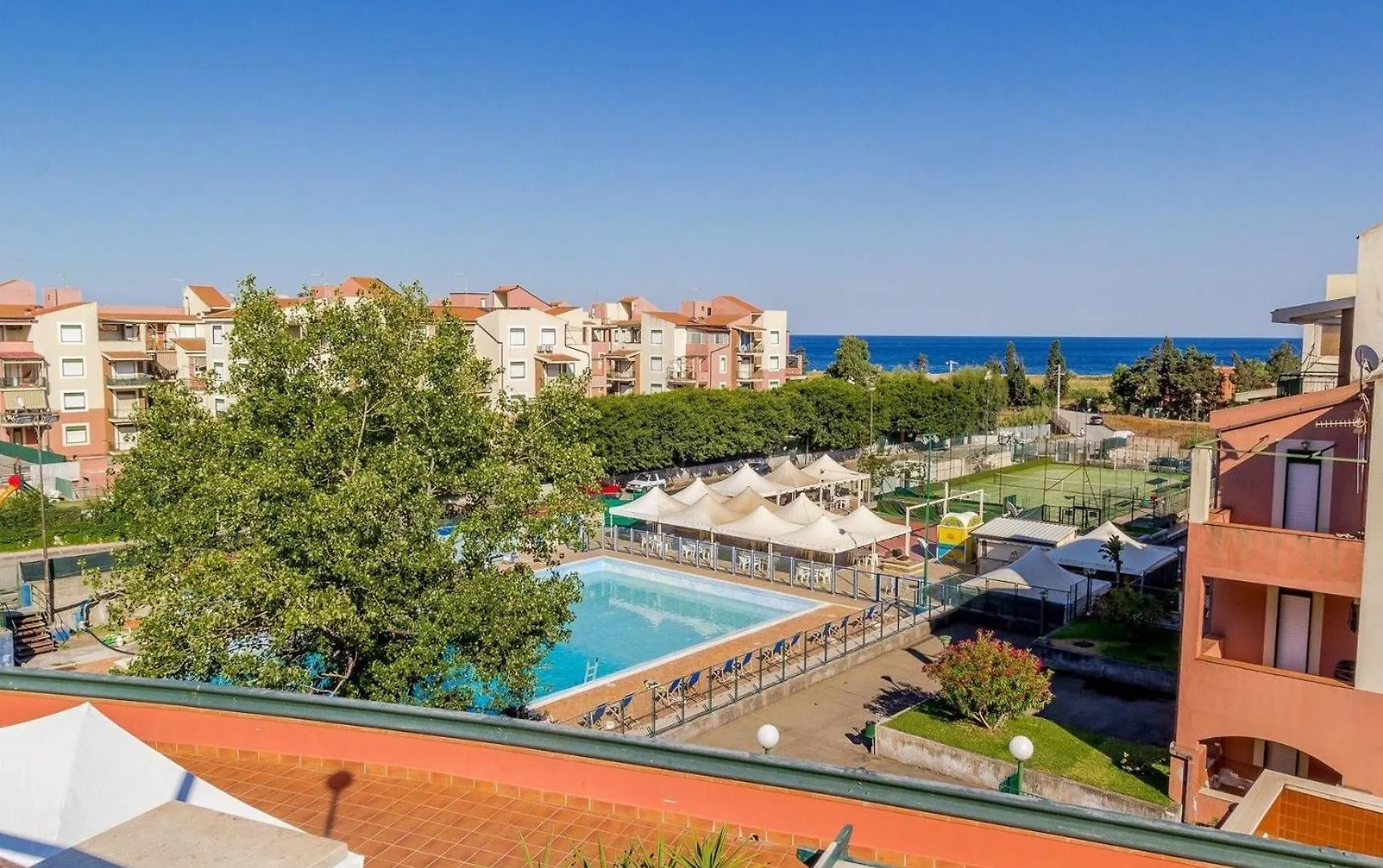 Ferienwohnung In Porticato Mit Terrasse Giardini Naxos Apartment