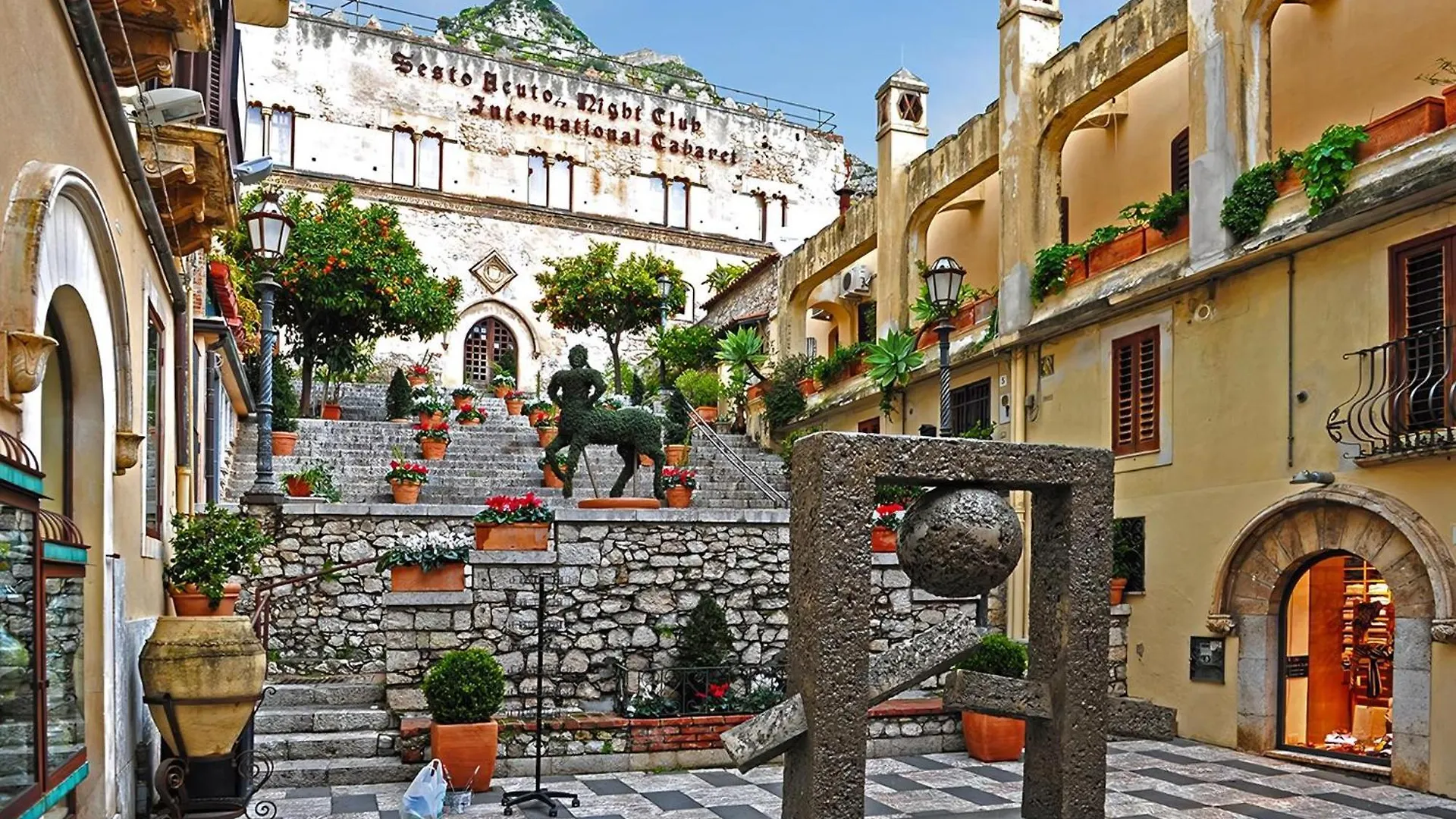 Apartment Ferienwohnung In Porticato Mit Terrasse Giardini Naxos Italy