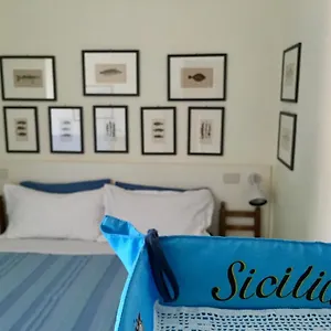 Cute With Sea View Appartamento